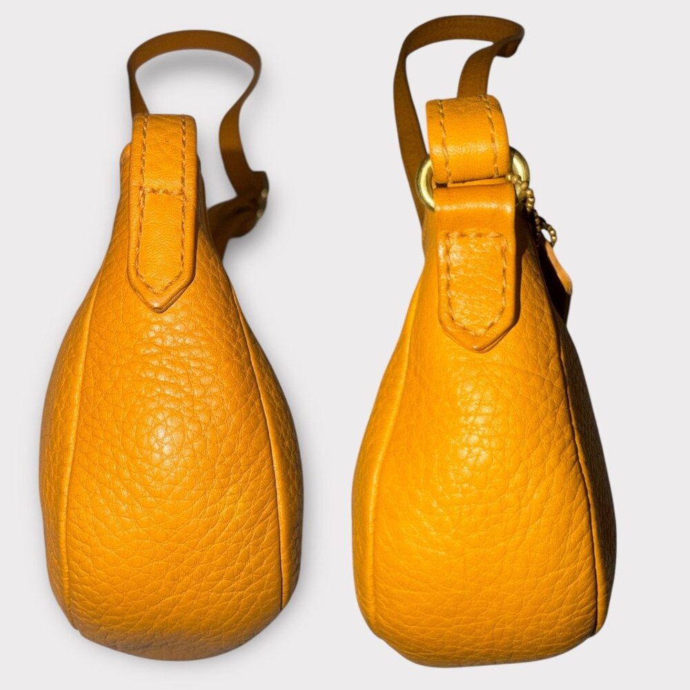 VTG Coach Sonoma Mini Zip 4313 Marigold Natural Grain Leather Crossbody Bag 90s - Picture 5 of 8